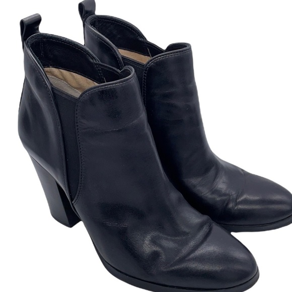 Michael Kors Heeled Booties - Picture 1 of 6